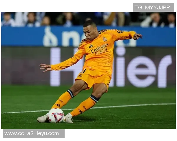 欧冠本周最佳球员候选揭晓姆巴佩哈兰德海于格霍伊伦争夺桂冠 欧冠本周最佳球员候选揭晓姆巴佩哈兰德海于格霍伊伦争夺桂冠