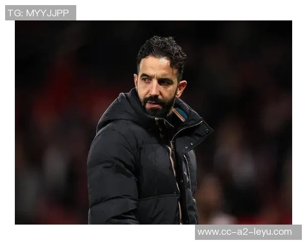 阿莫林指出曼联问题根源不在阵型完美之路任重道远