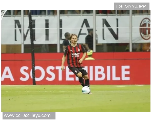 托莫里称赞莫德里奇在比赛中再次展现顶级球员风采引发热议